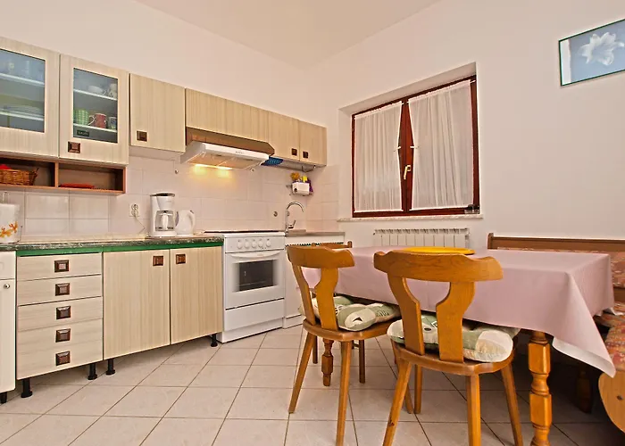 Stana 242 아파트 *