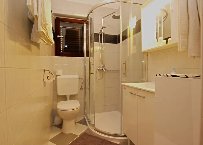 Stana 242 아파트 파자나