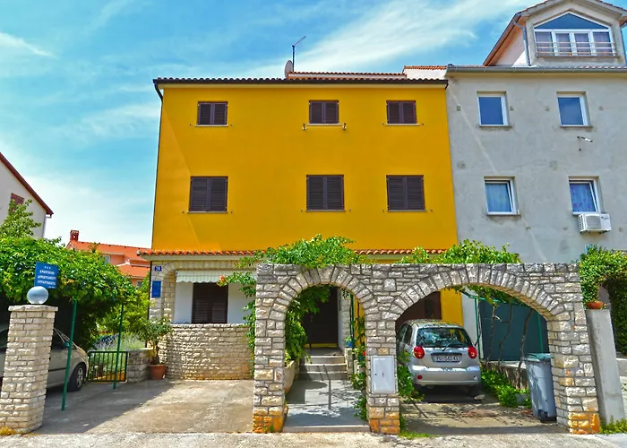 아파트 Stana 242 파자나