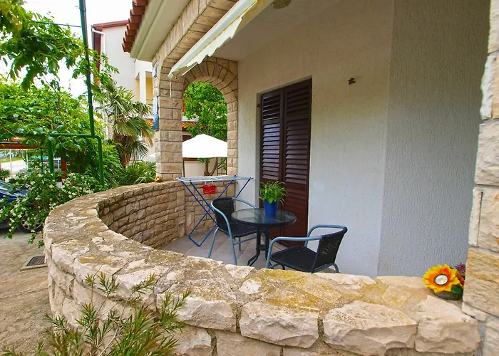 Stana 242 아파트 파자나